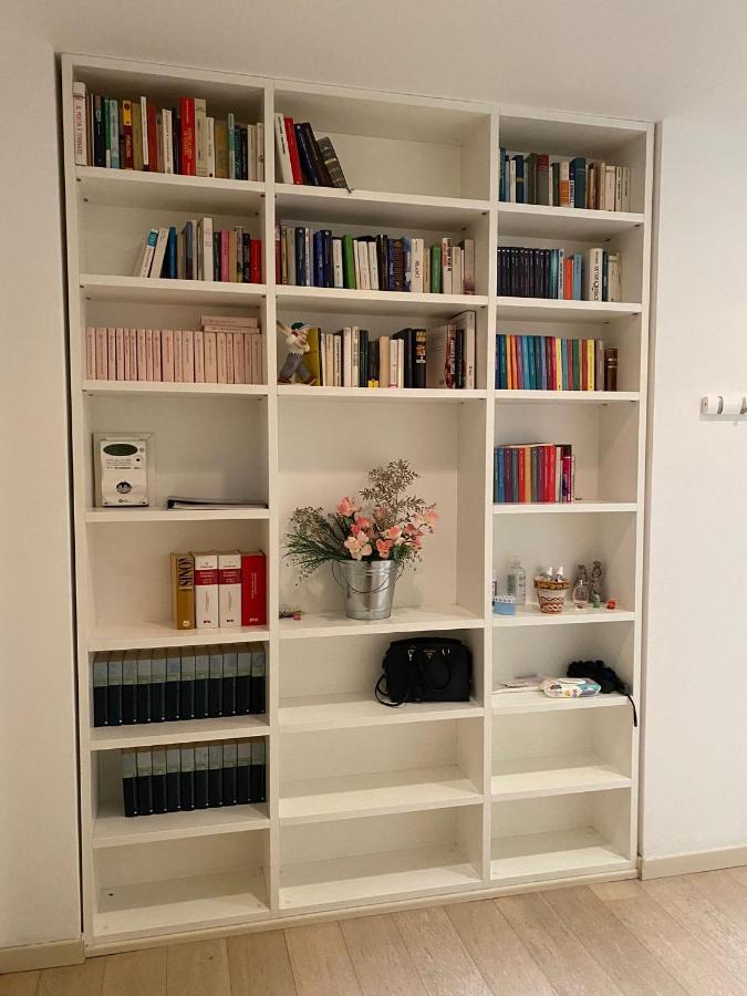 Lovely Apartment In The New Porta Nuova Area Milan Exterior photo