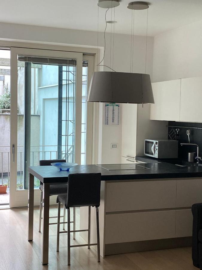 Lovely Apartment In The New Porta Nuova Area Milan Exterior photo